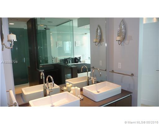 Ten Museum Park Residl Co - Residential Lease