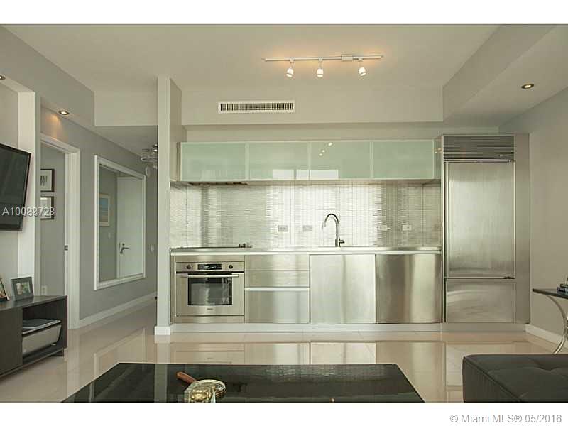 Ten Museum Park Residl Co - Residential Lease