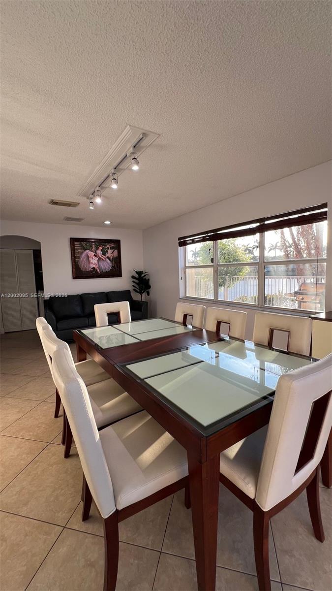 WEST LAKE VILLAGE PLAT - Residential Lease