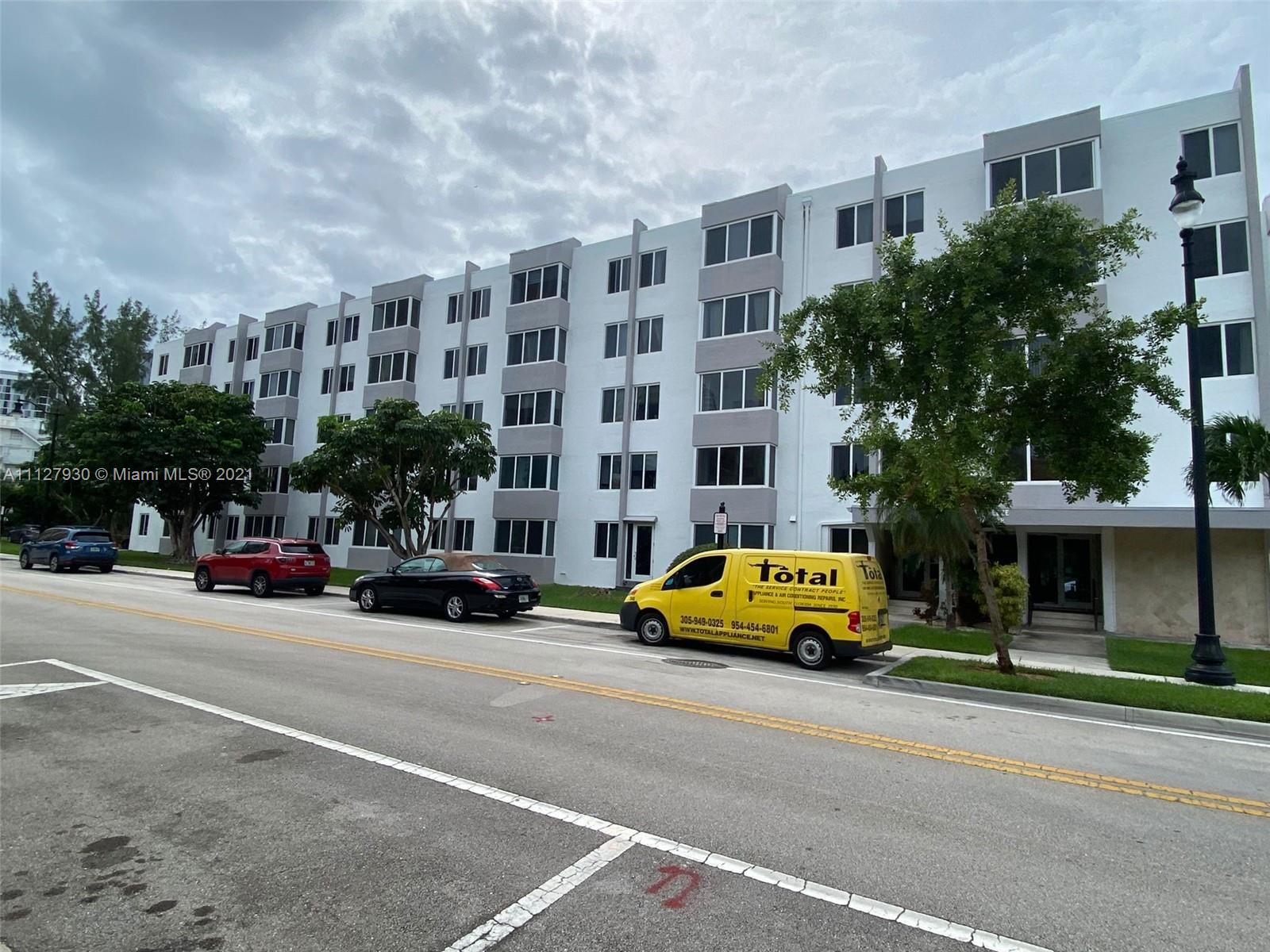 CARIBBEAN BREEZE CONDO - Residential