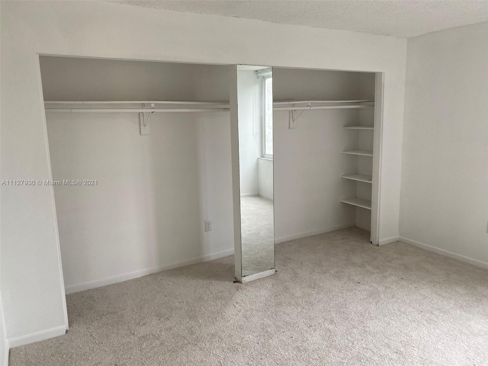 CARIBBEAN BREEZE CONDO - Residential