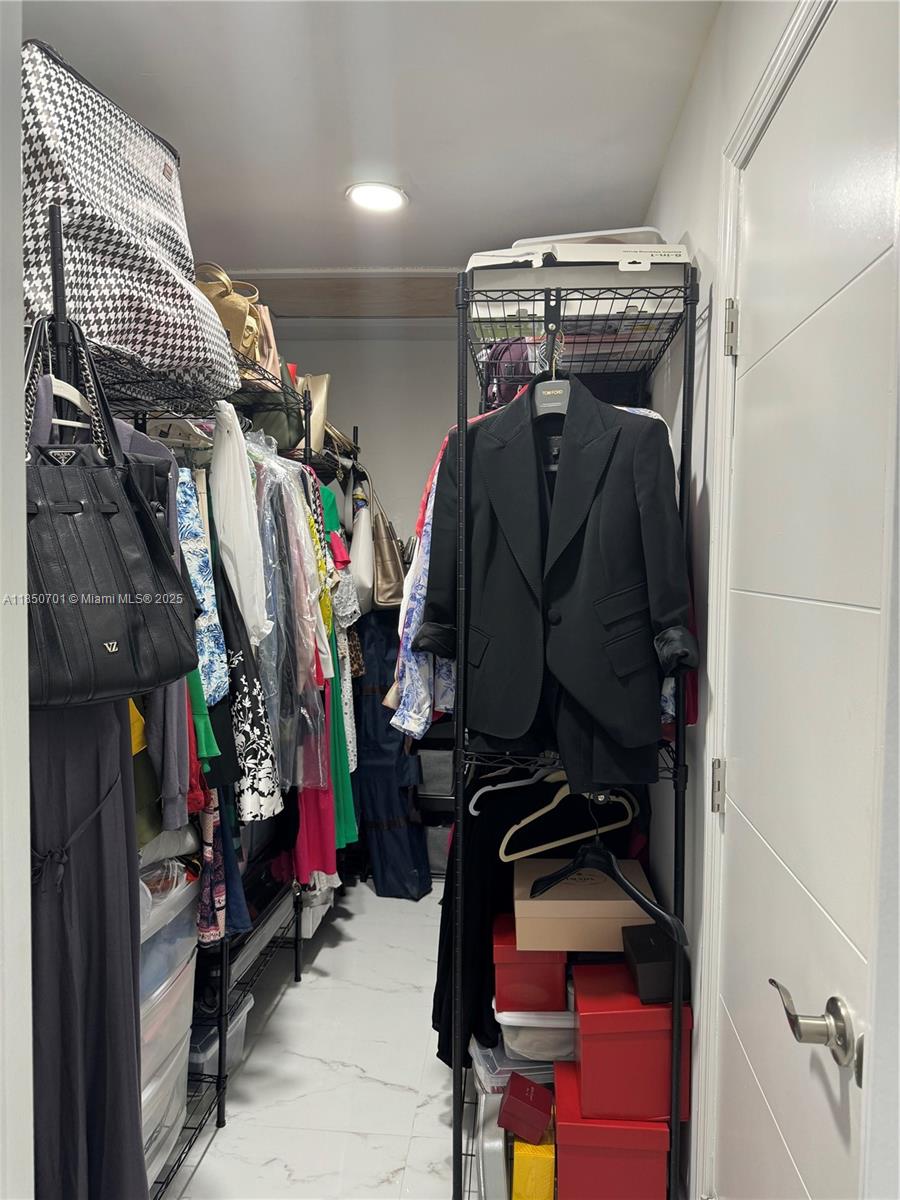 ISLES AT LAGO MAR CONDO - Residential