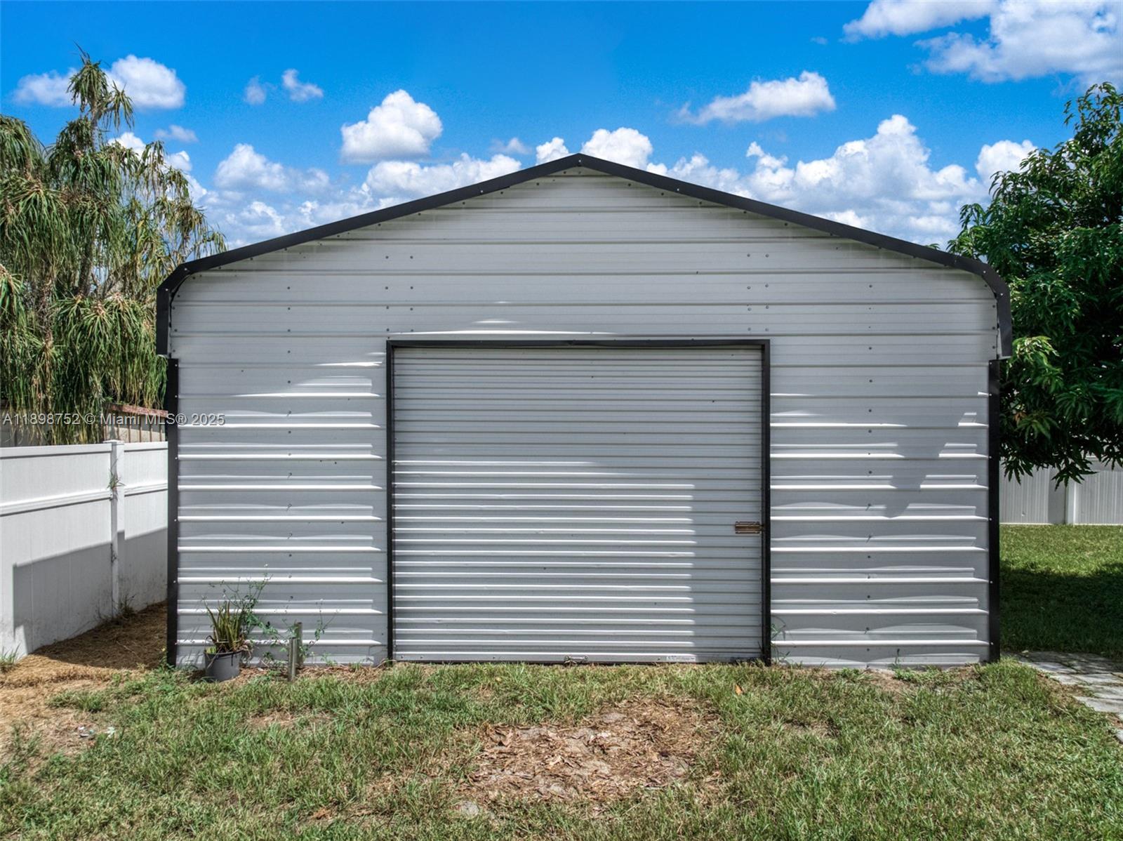 1092.000 - SEBRING RIDGE - Residential