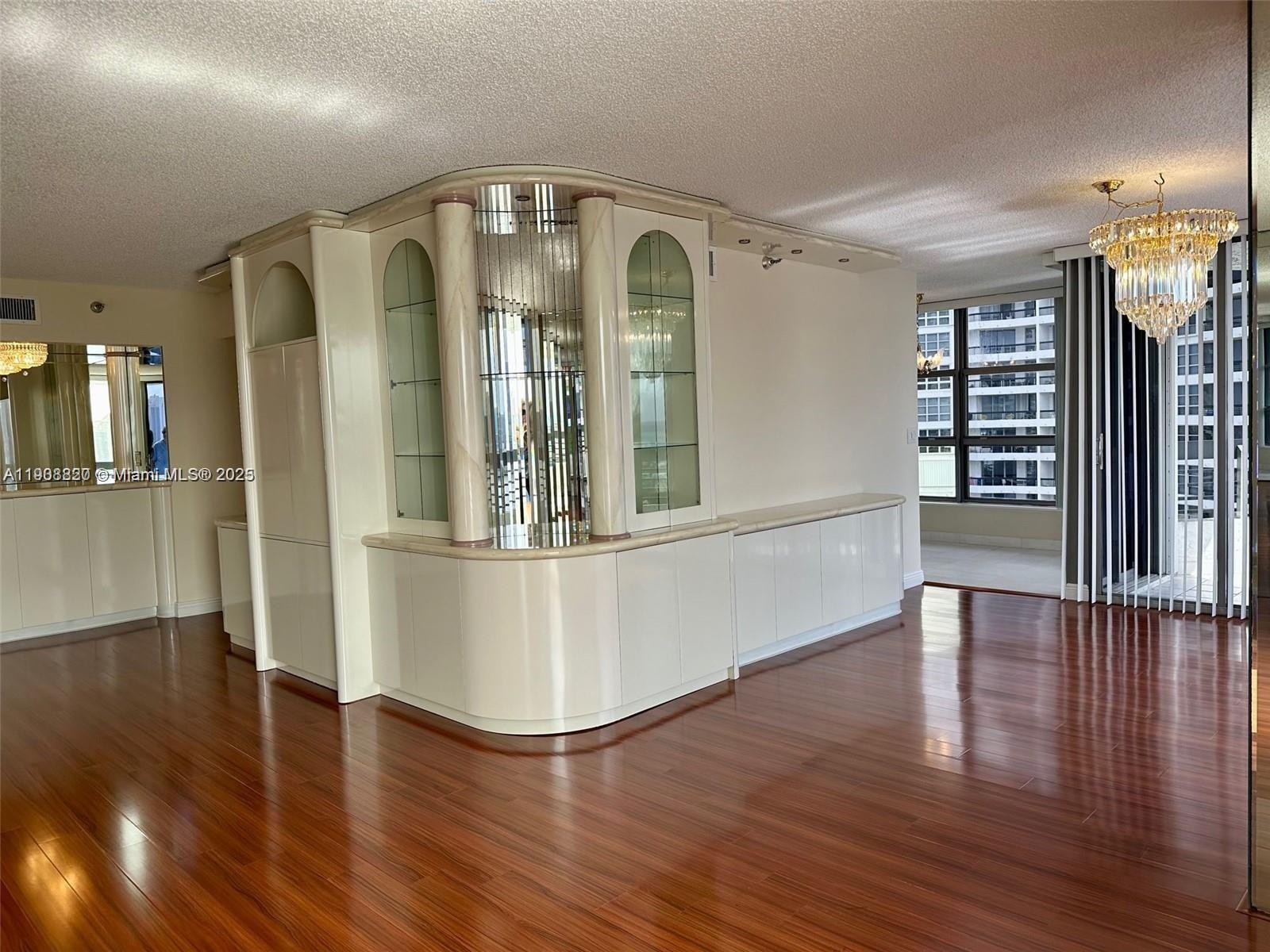 MYSTIC POINTE CONDO NO TH - Residential Lease