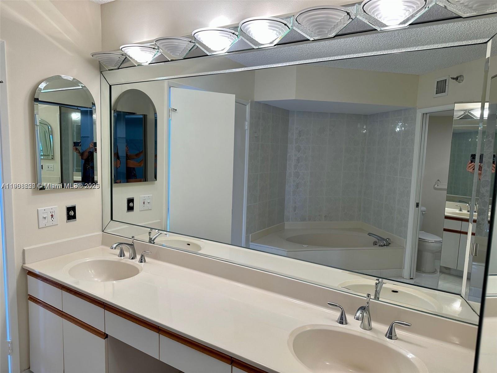 MYSTIC POINTE CONDO NO TH - Residential Lease