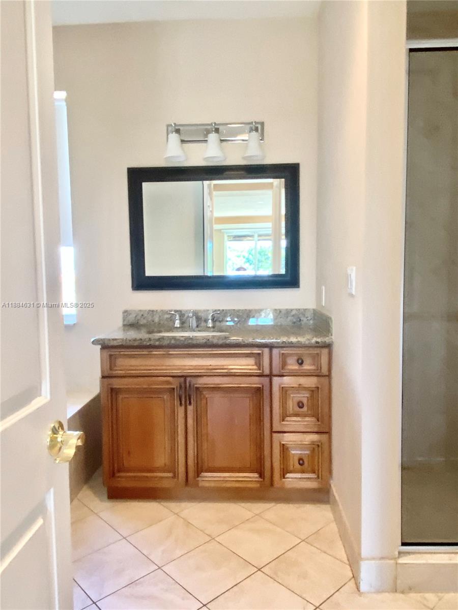 WAVERLY PLACE - Residential Lease
