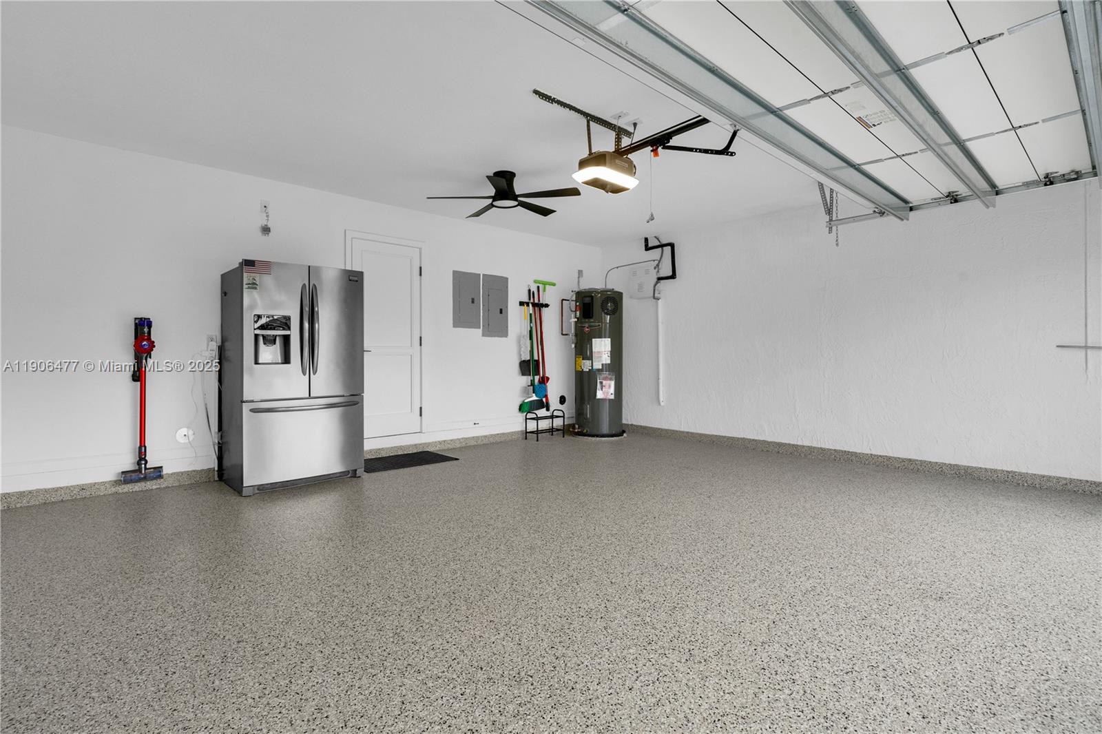 PEMBROKE SPRINGS PLAT - Residential