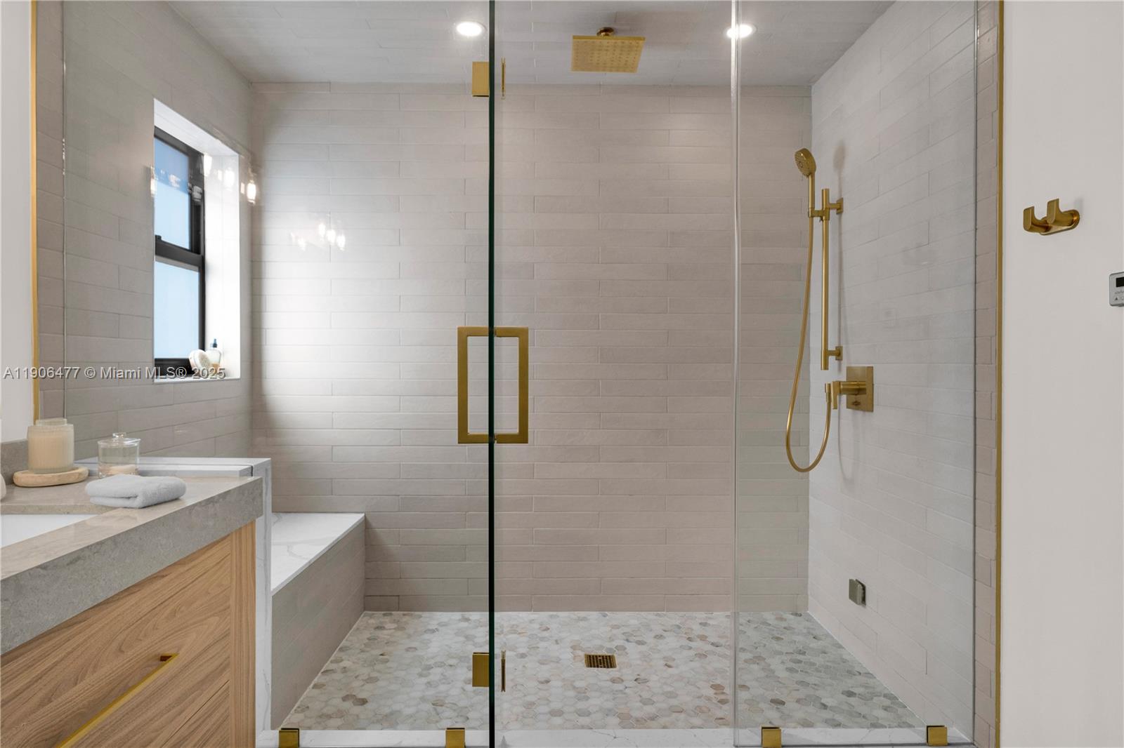 PEMBROKE SPRINGS PLAT - Residential