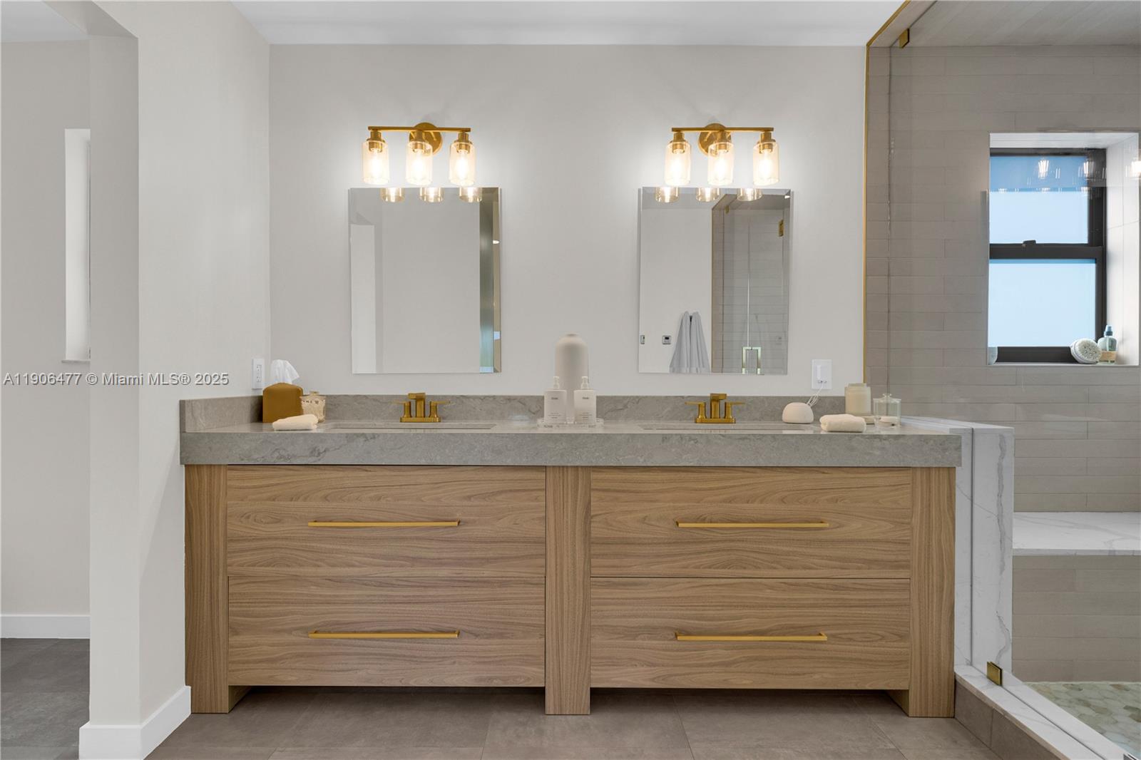 PEMBROKE SPRINGS PLAT - Residential