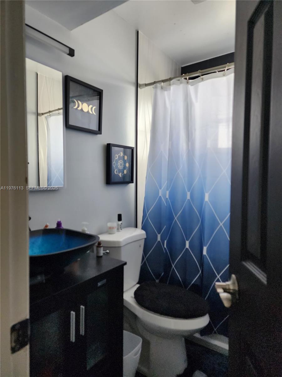 WINDING LAKE AT WELLEBY C - Residential Lease