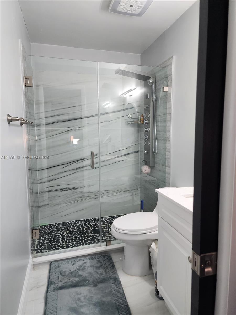 WINDING LAKE AT WELLEBY C - Residential Lease