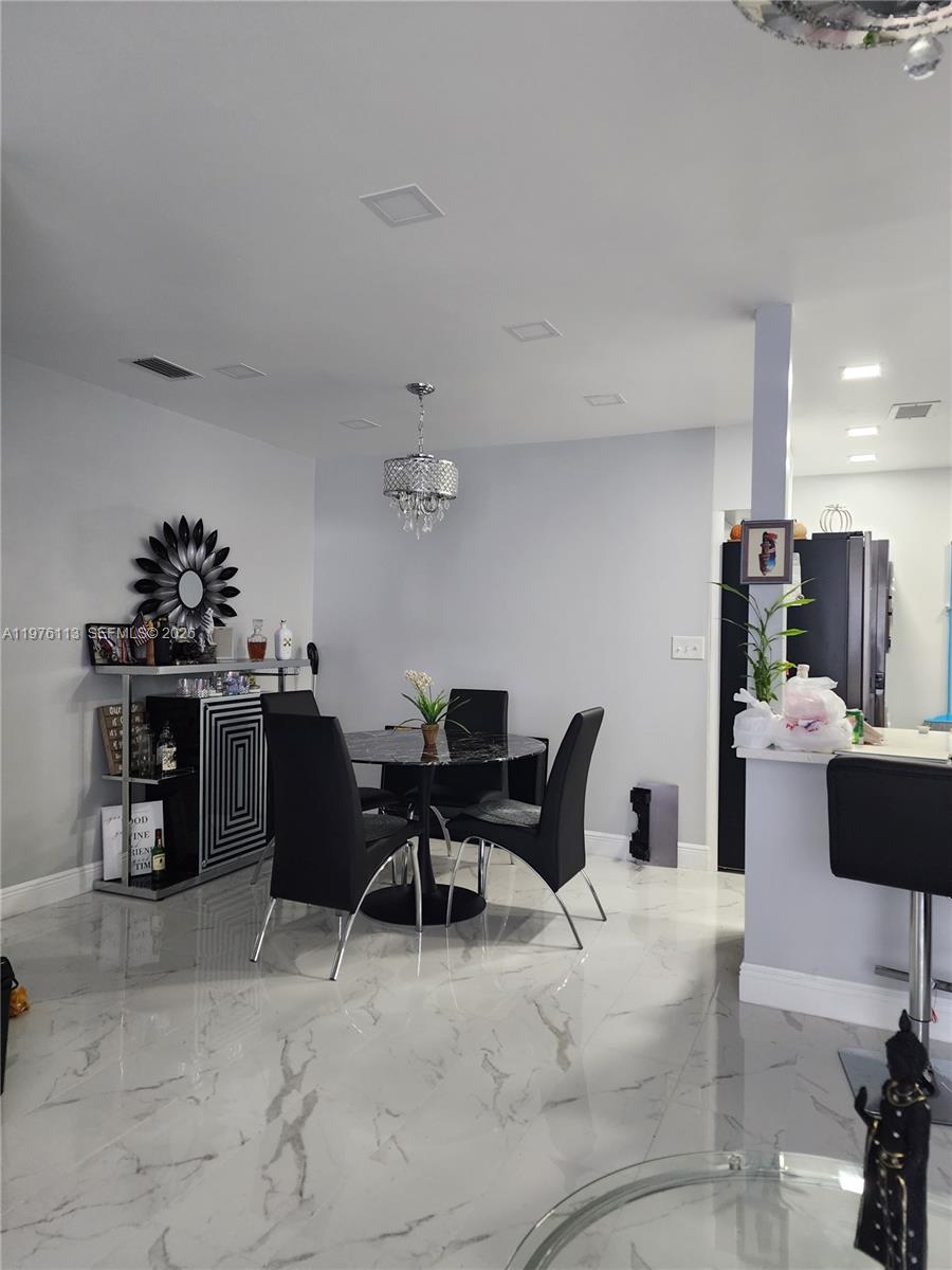 WINDING LAKE AT WELLEBY C - Residential Lease