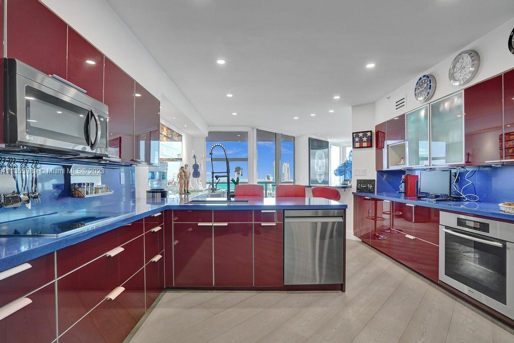 100 HIDDEN BAY CONDO - Residential