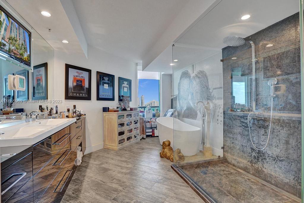 100 HIDDEN BAY CONDO - Residential