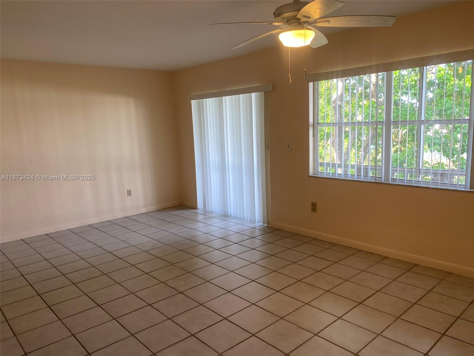 LA PLACIDA SECTION 1 COND - Residential