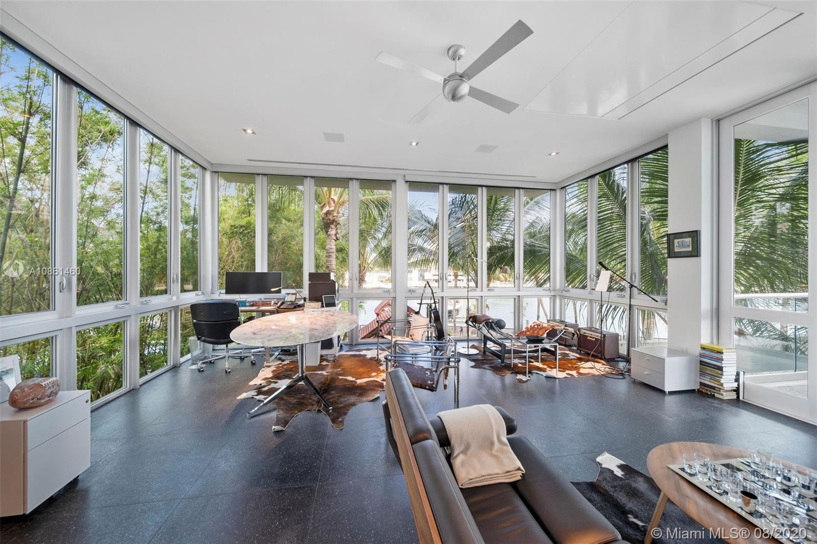 SURPRISE POINT - Residential