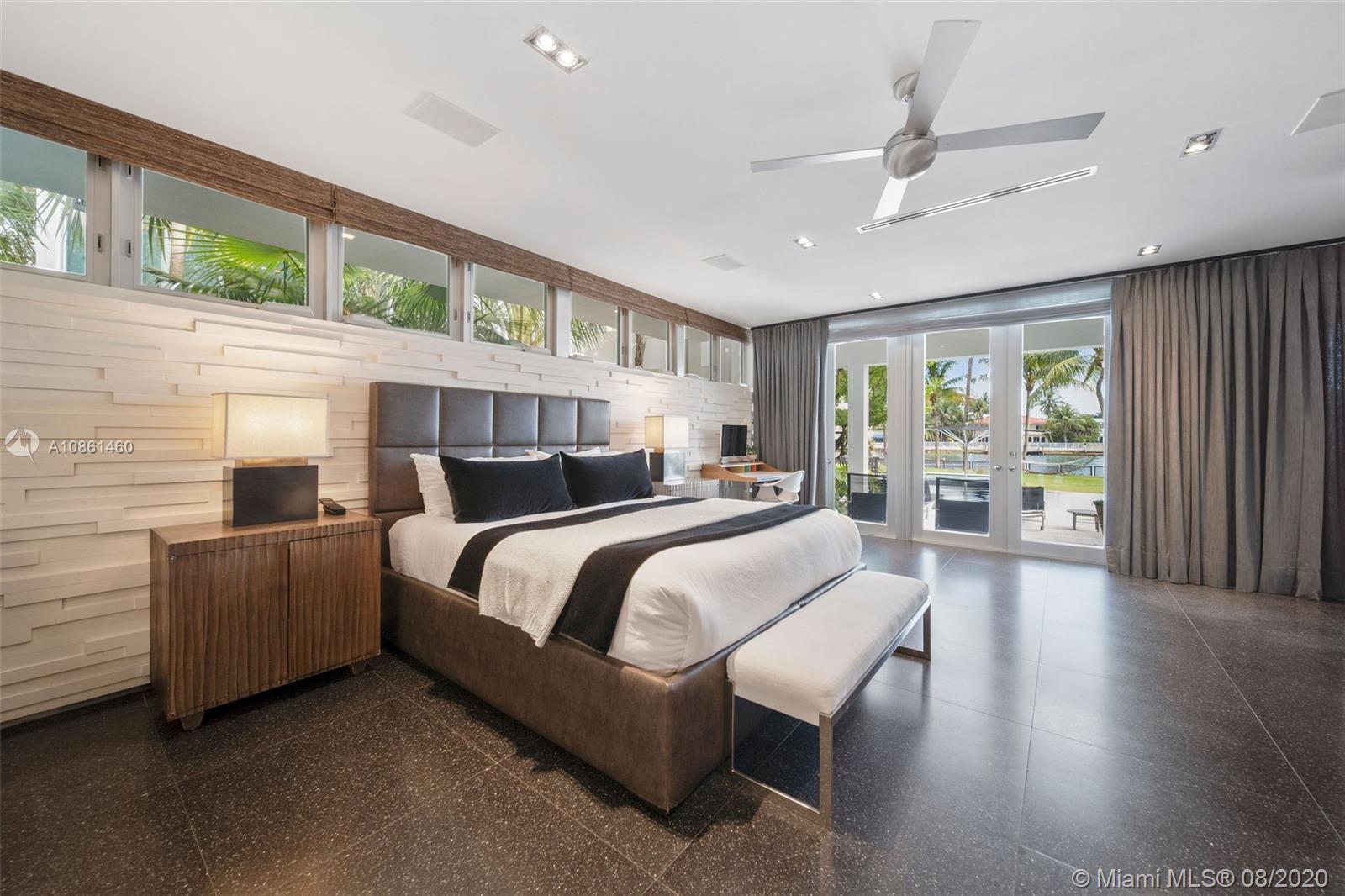 SURPRISE POINT - Residential