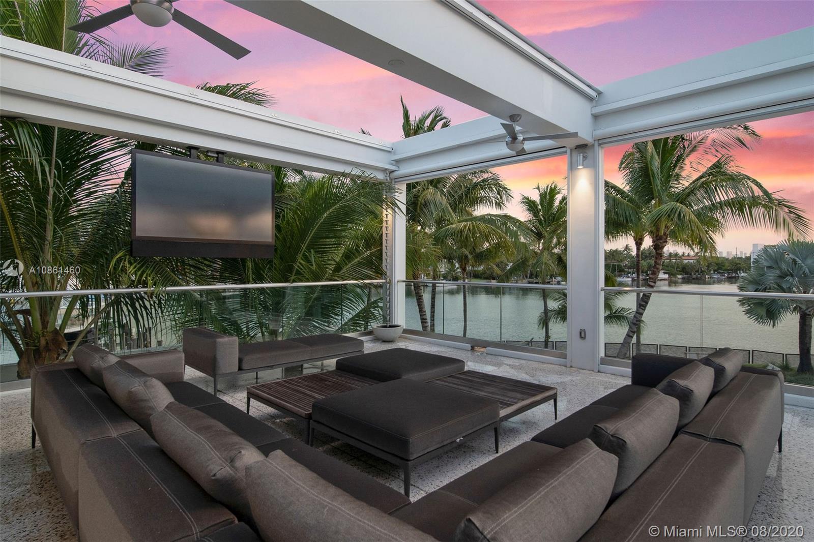 SURPRISE POINT - Residential