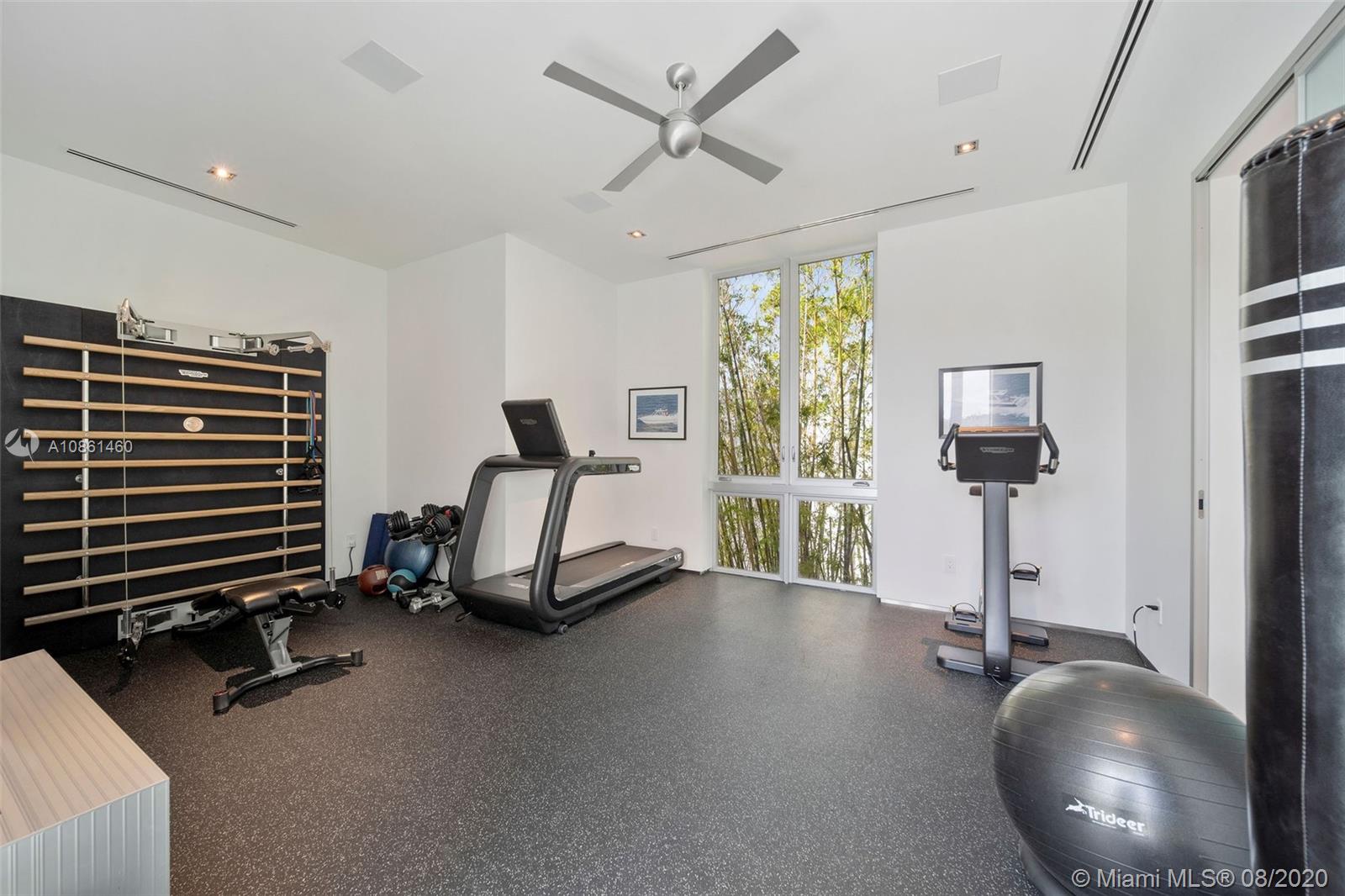 SURPRISE POINT - Residential