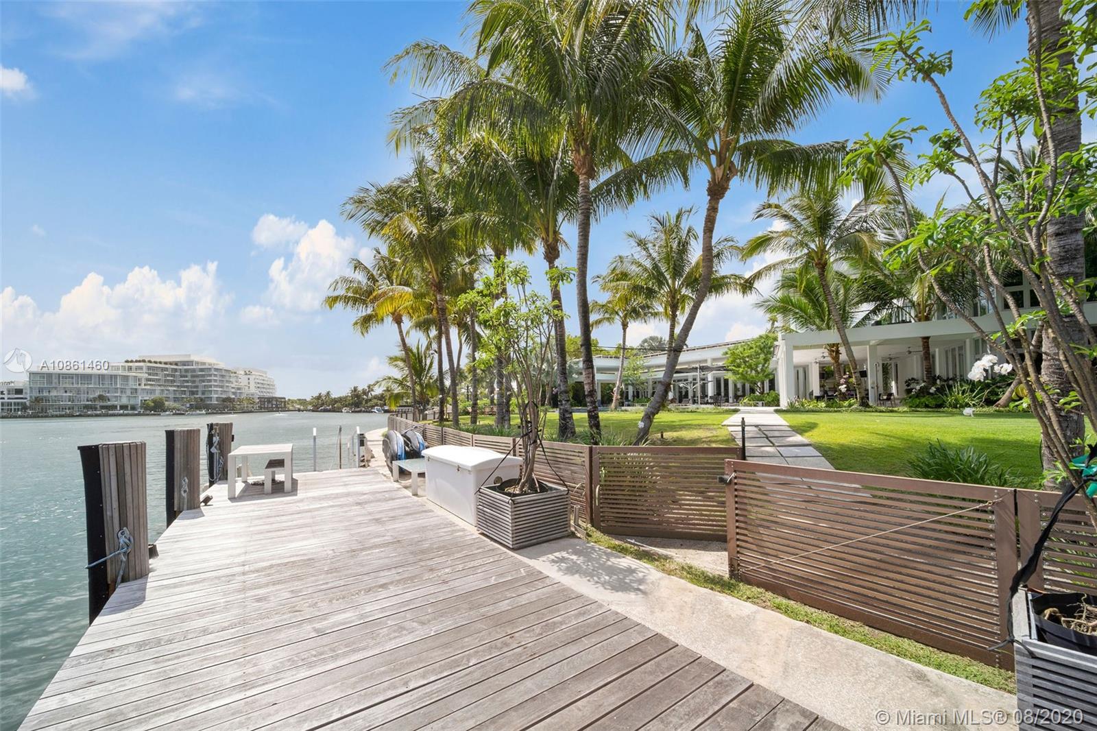 SURPRISE POINT - Residential