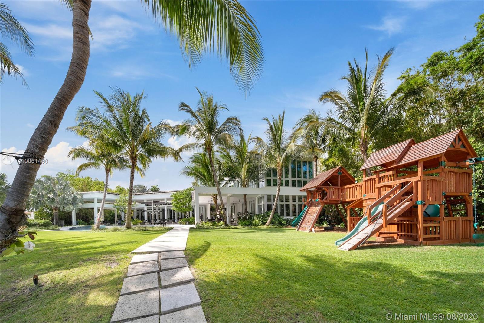 SURPRISE POINT - Residential