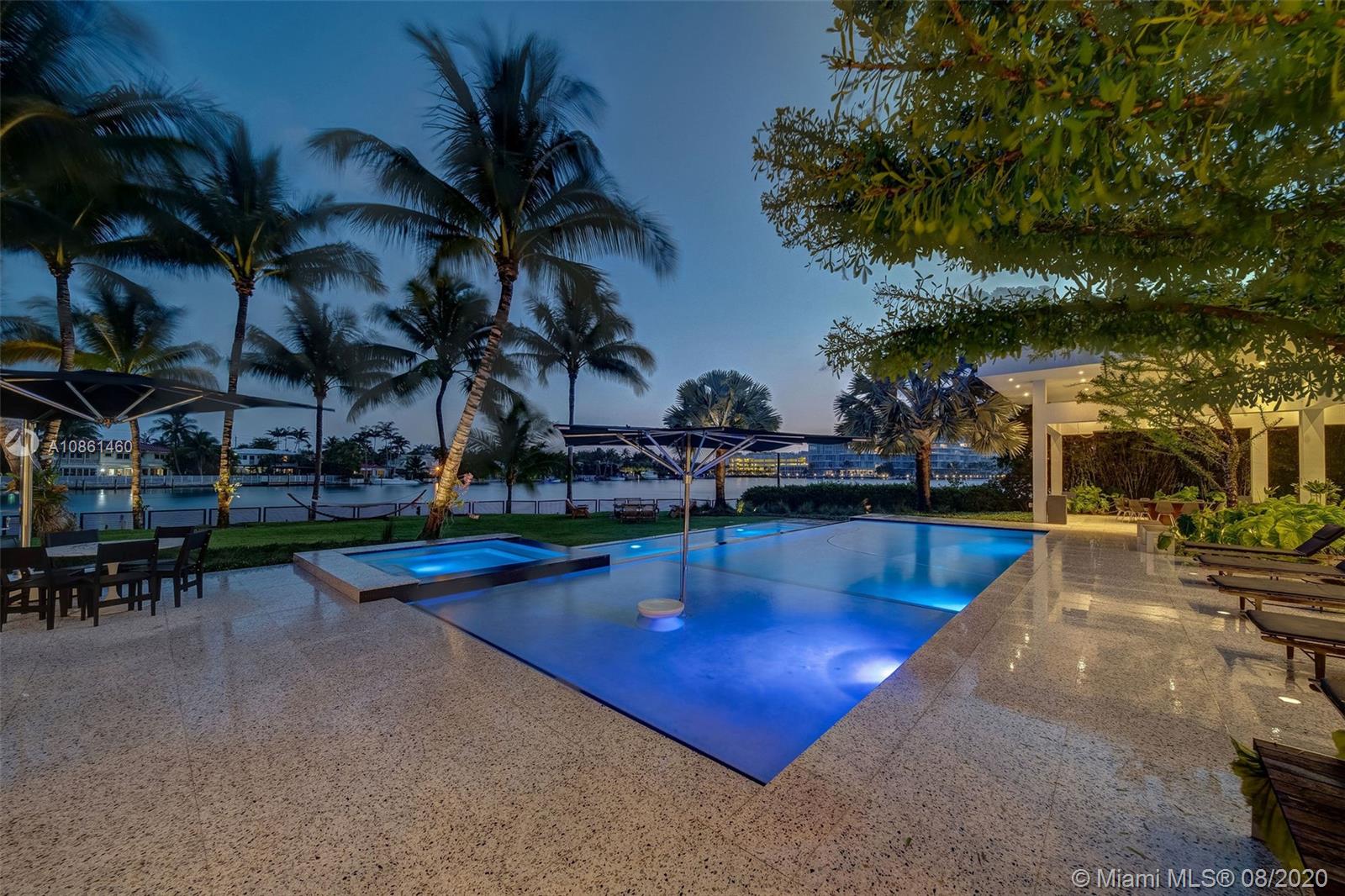 SURPRISE POINT - Residential