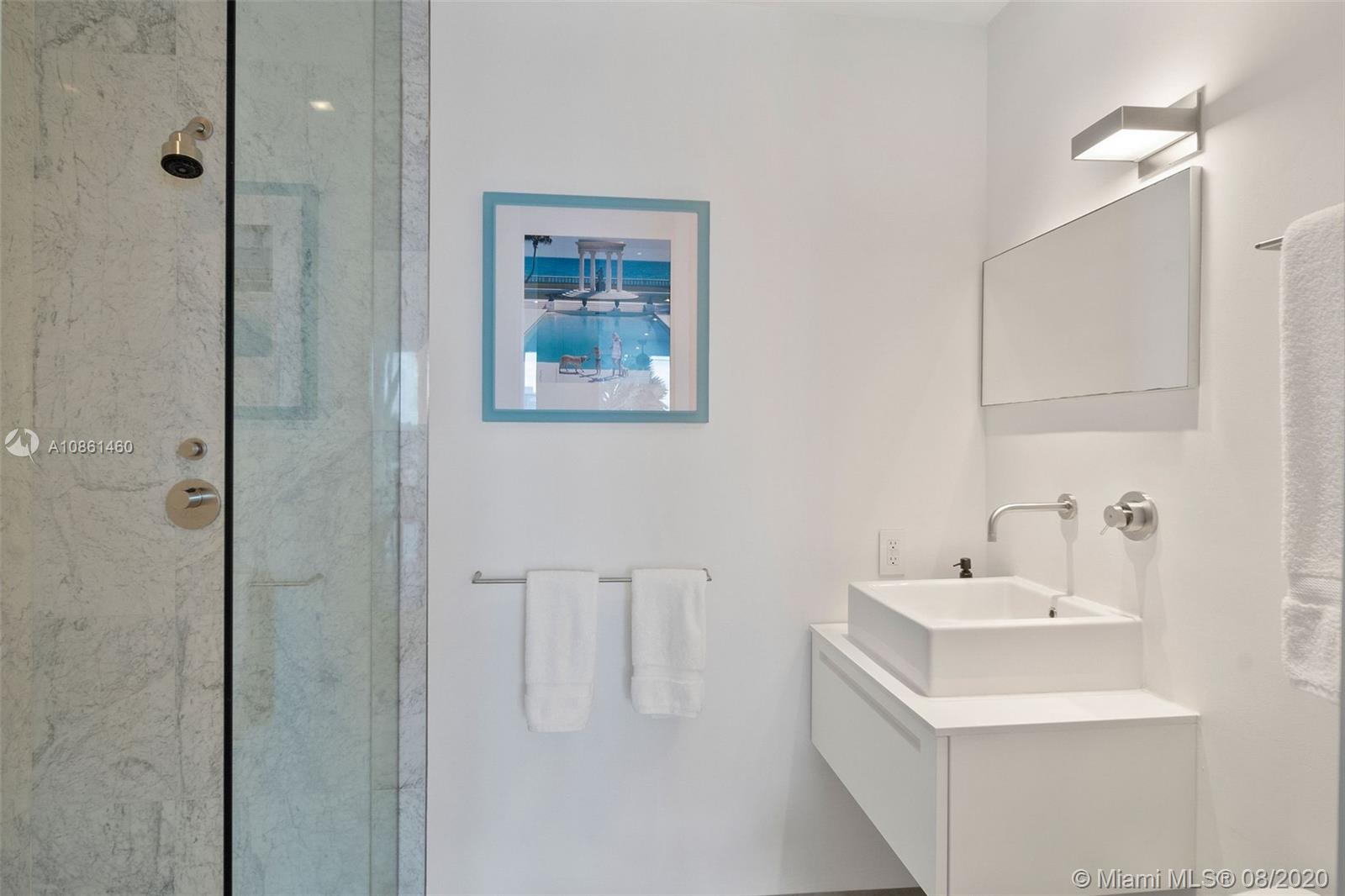 SURPRISE POINT - Residential