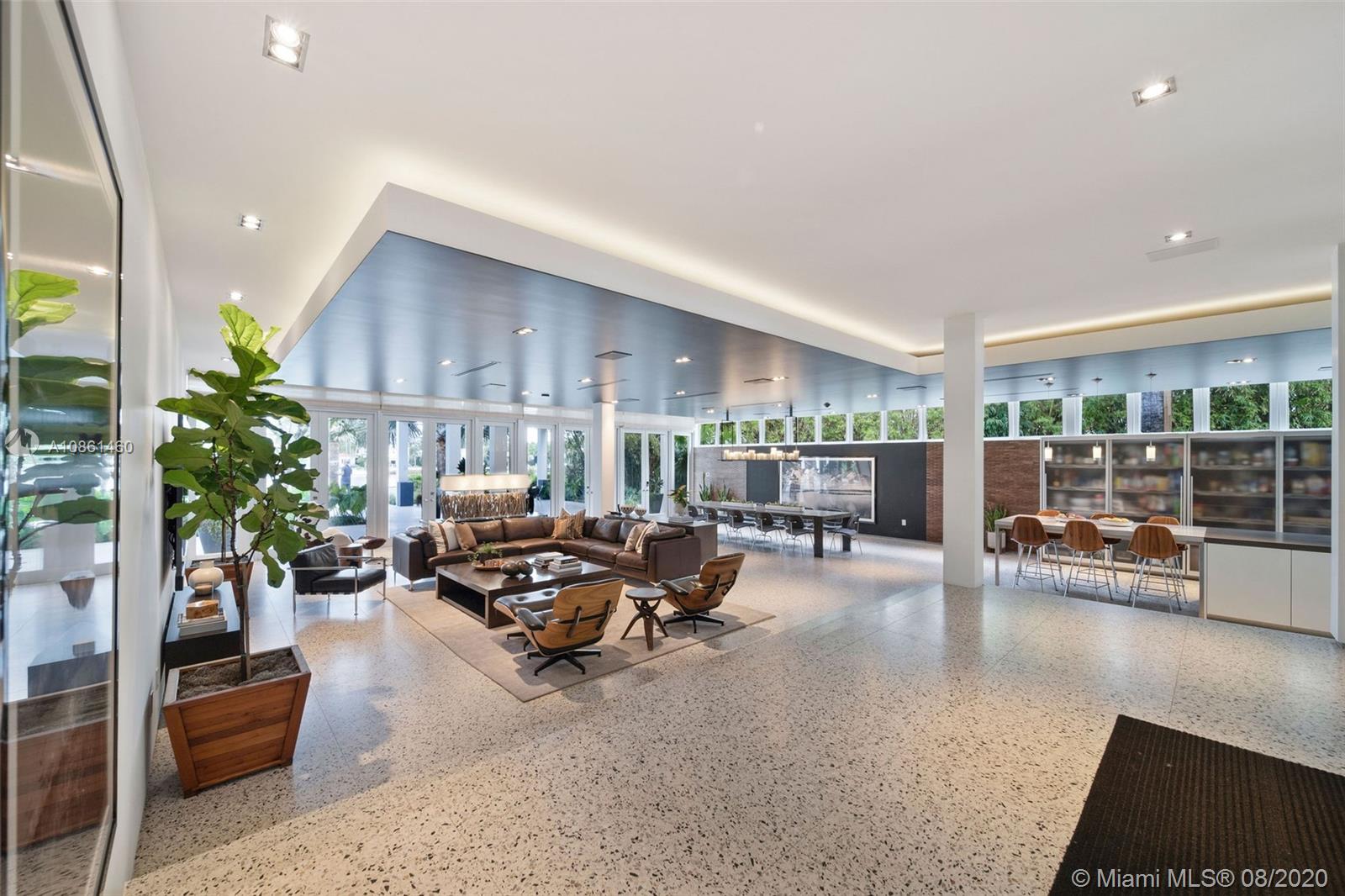 SURPRISE POINT - Residential