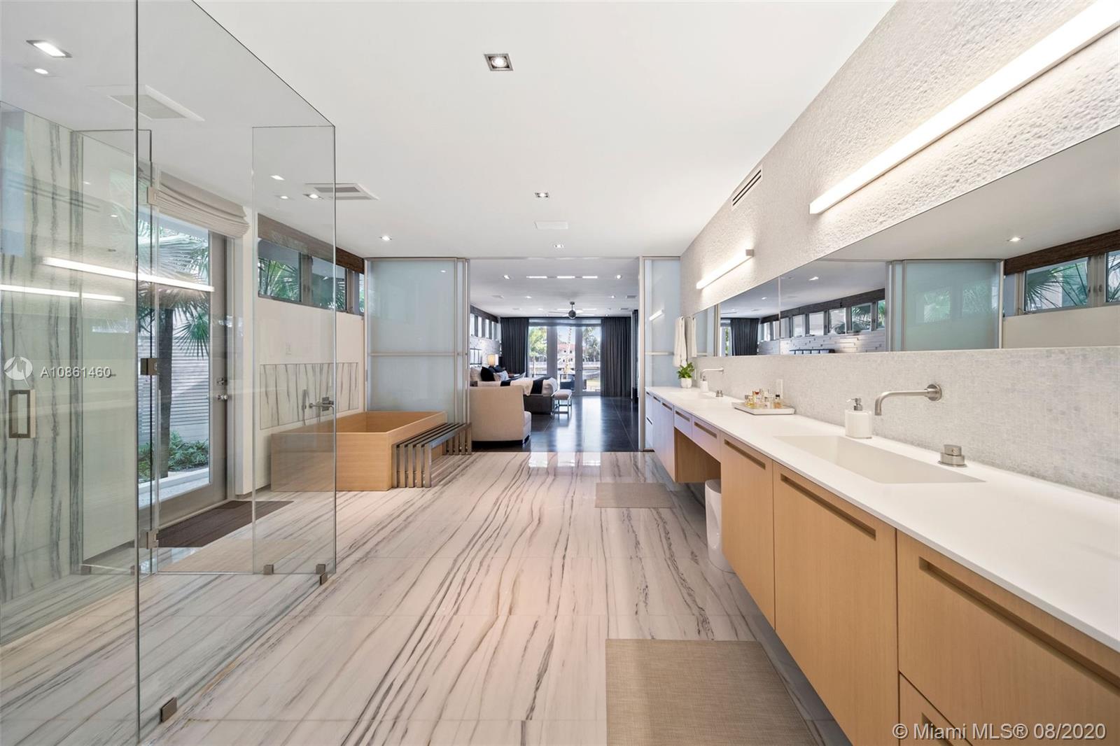 SURPRISE POINT - Residential