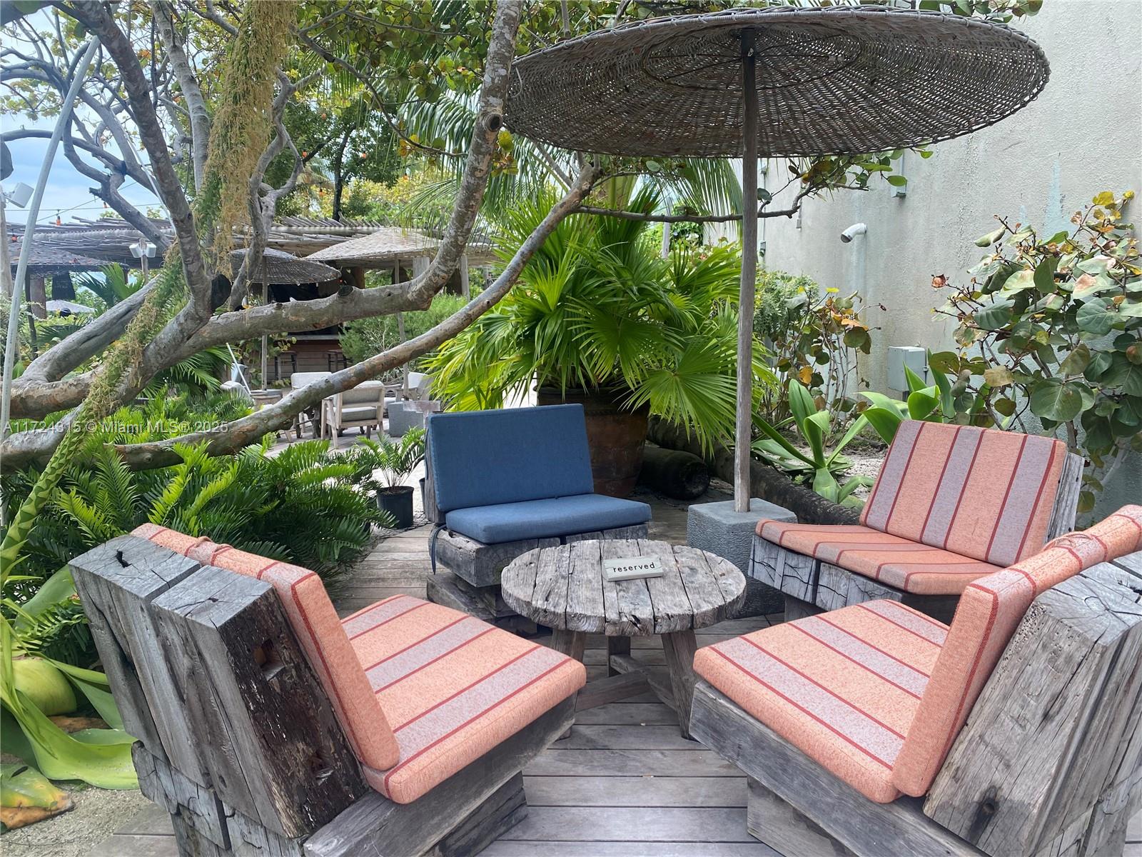 Roney Palace - Residential Lease