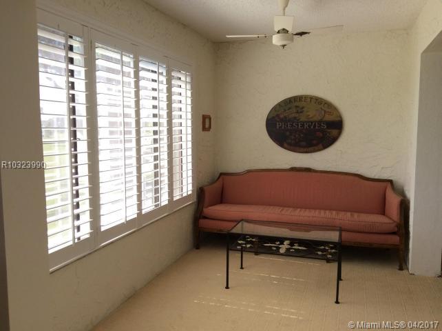 MILES GRANT CONDO 1 - Residential