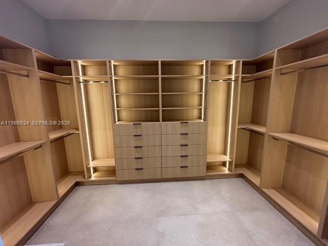 AVIATION COUNTRY CLUB 1ST - Residential