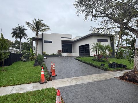 HOME MAX REALTY INTERNATIONAL 2161 NE 124th St North Miami FL 33181