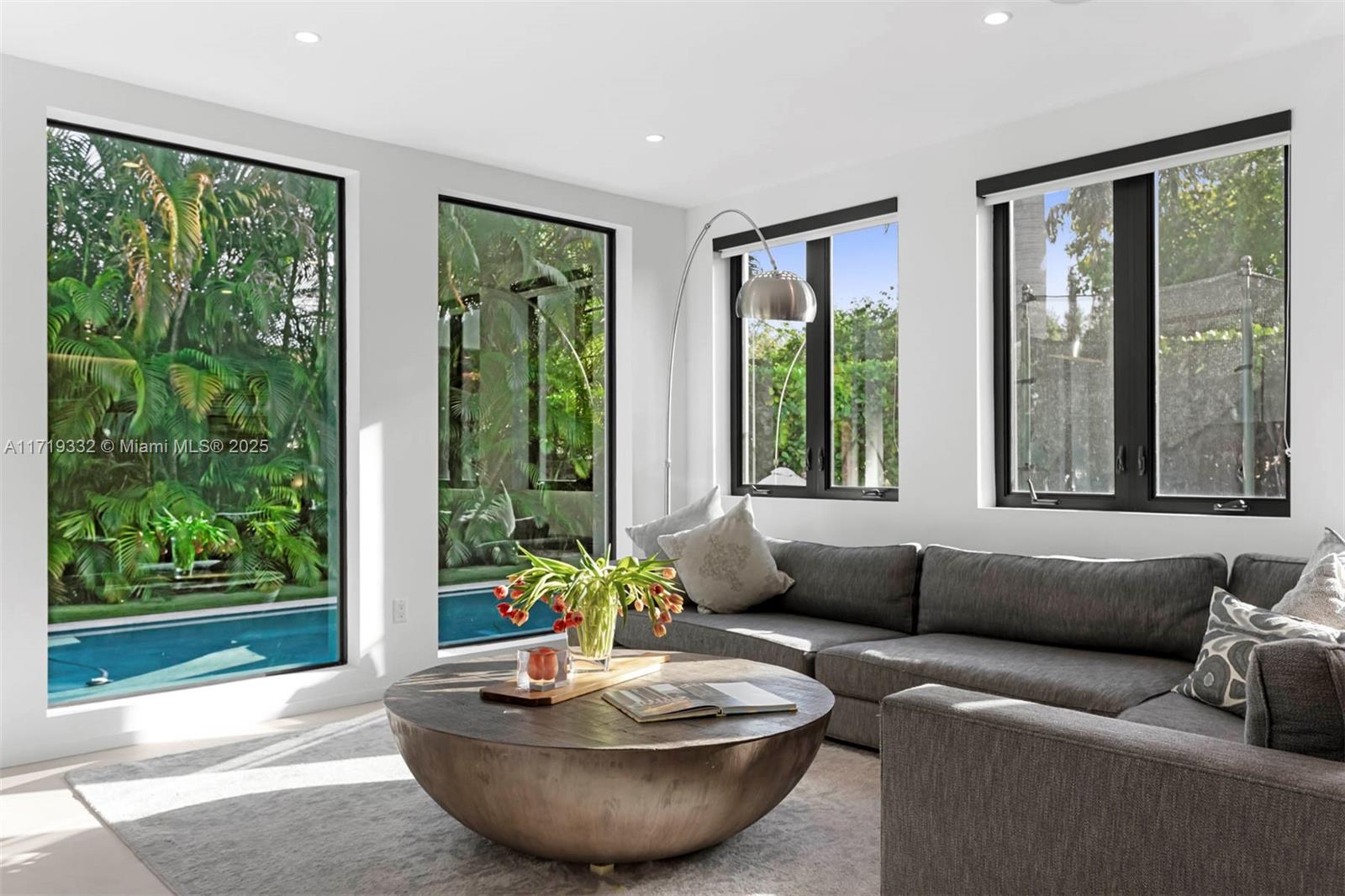 NAUTILUS EXTENSION 5TH - Residential