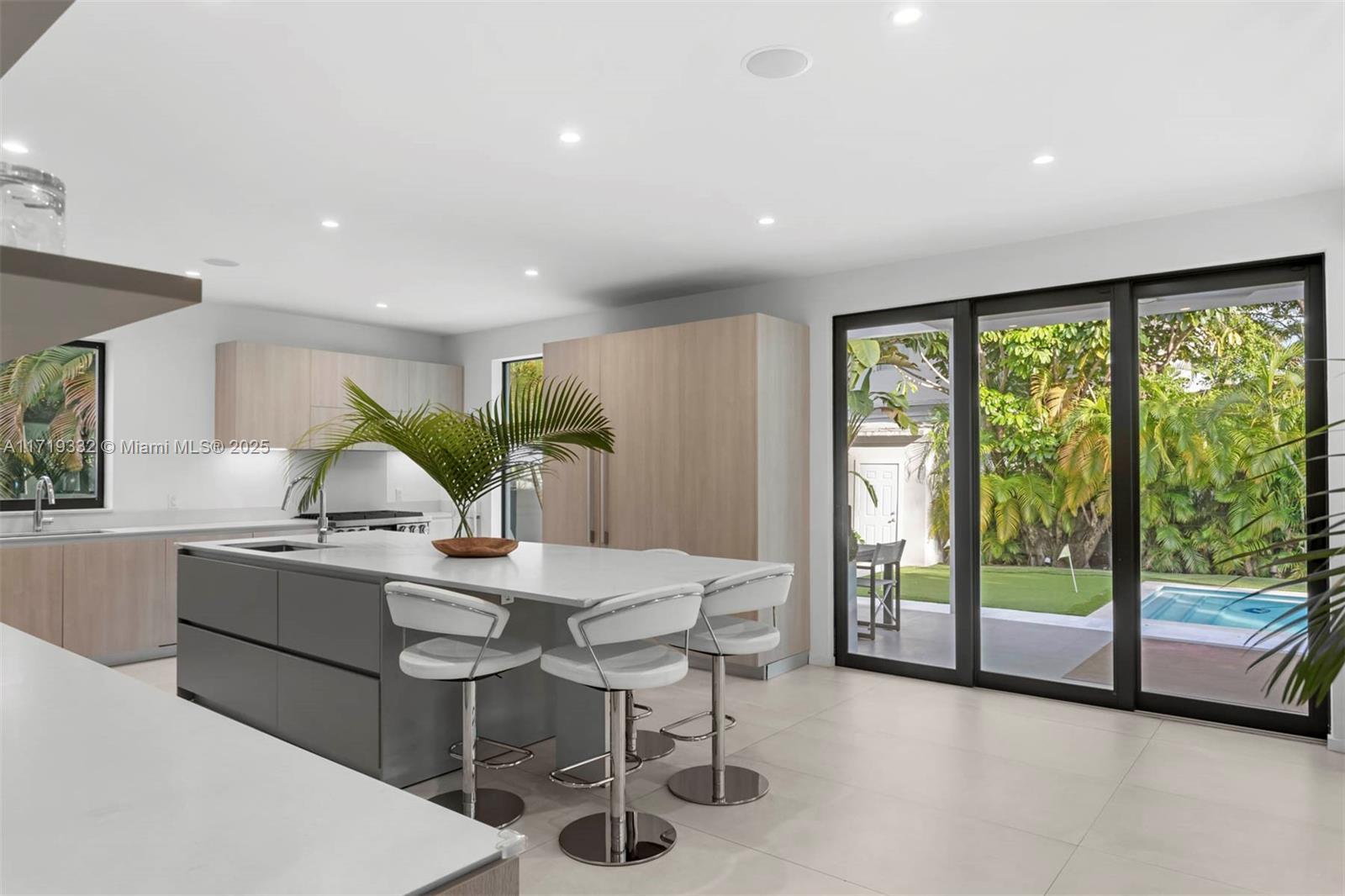 NAUTILUS EXTENSION 5TH - Residential