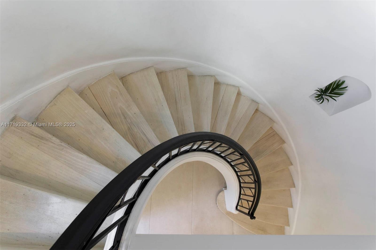 NAUTILUS EXTENSION 5TH - Residential