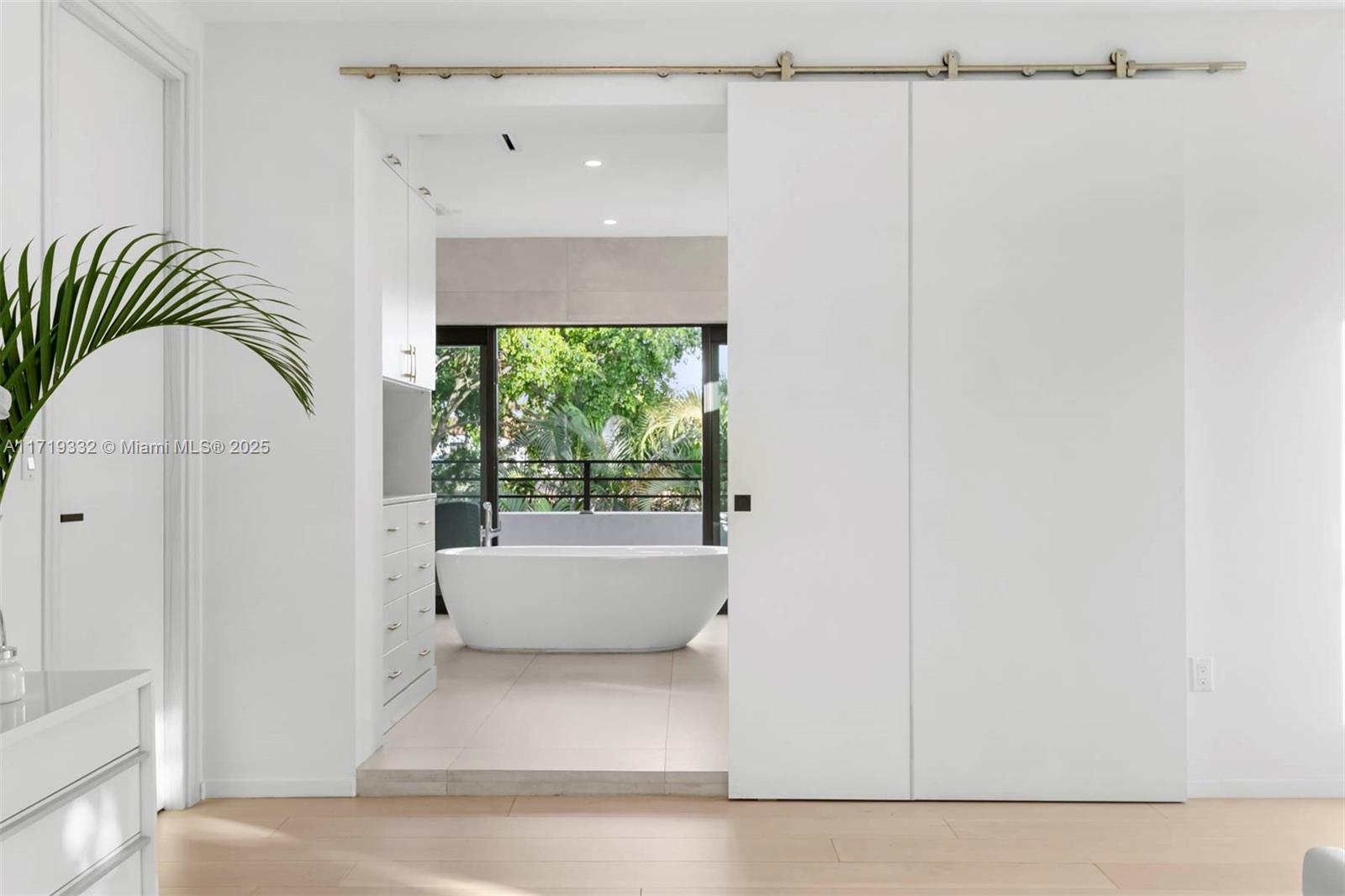 NAUTILUS EXTENSION 5TH - Residential