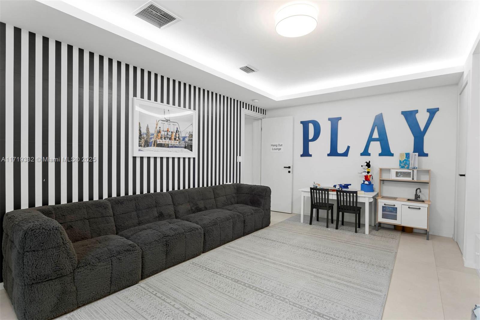 NAUTILUS EXTENSION 5TH - Residential