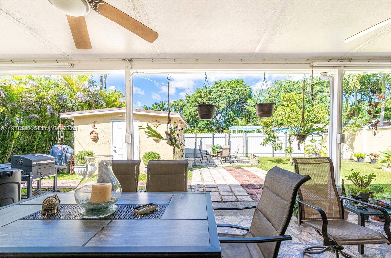 TAMIAMI ACRES PLAN 1 - Residential