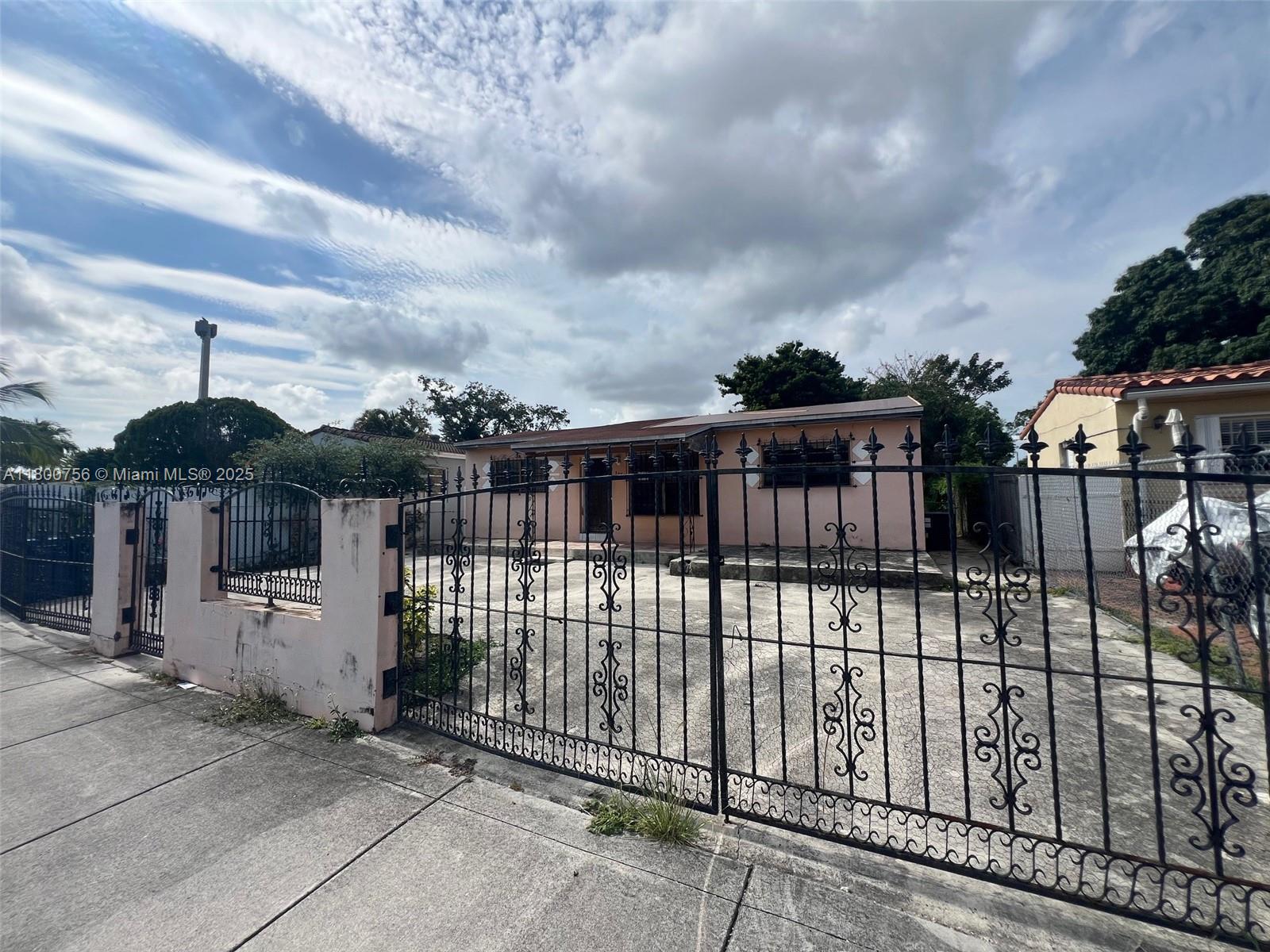 Property for Sale at 3035 Nw 100th St, Miami, Broward County, Florida - Bedrooms: 3 
Bathrooms: 1  - $309,100
