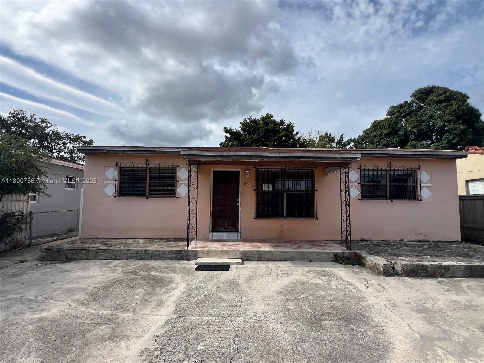 3035 NW 100th St