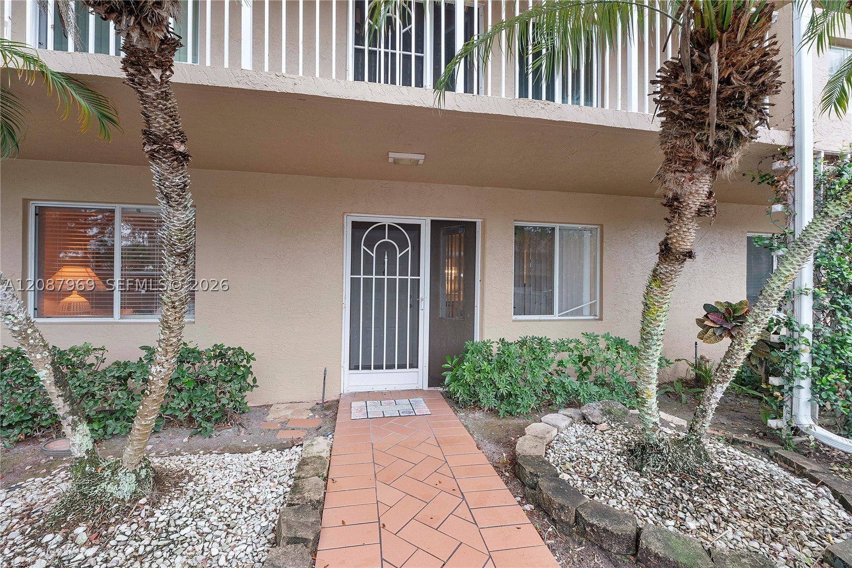 5952 Regal Glen Dr 102