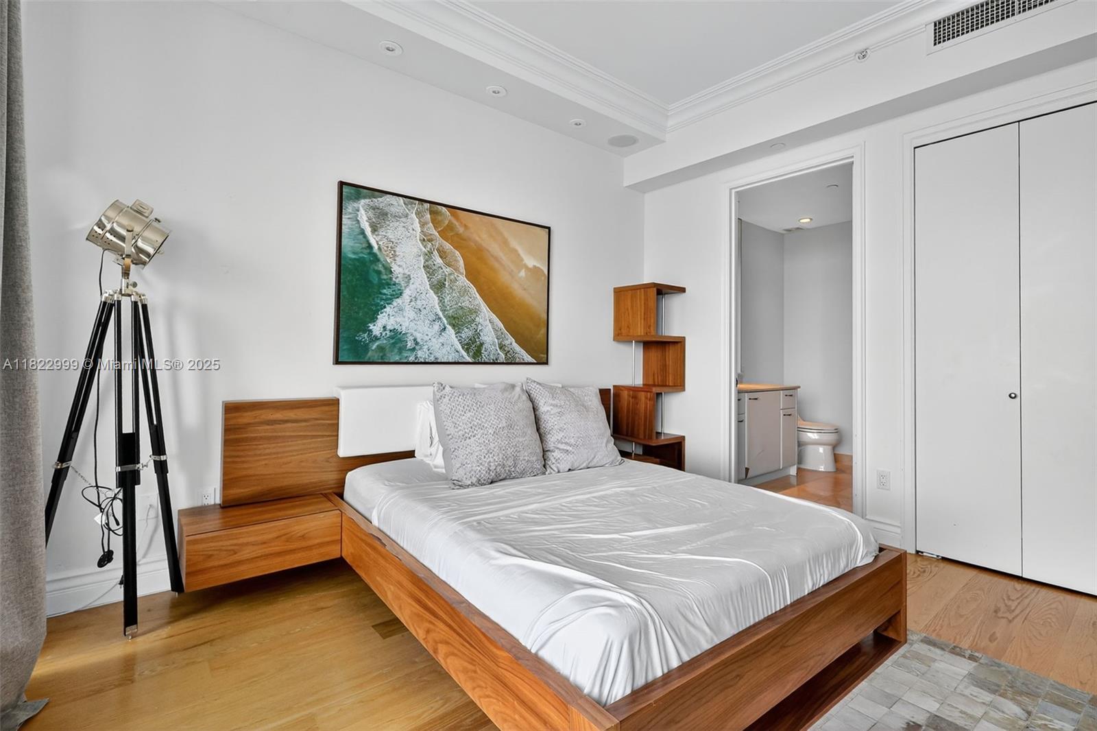 TOWERS OF PORTO VITA-NORT - Residential Lease