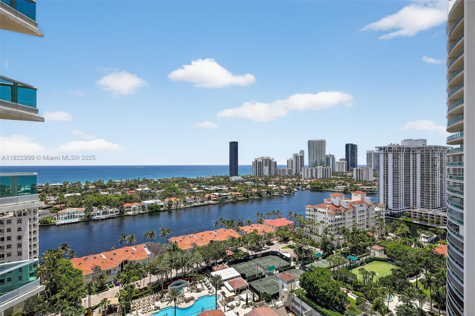 TOWERS OF PORTO VITA-NORT - Residential Lease