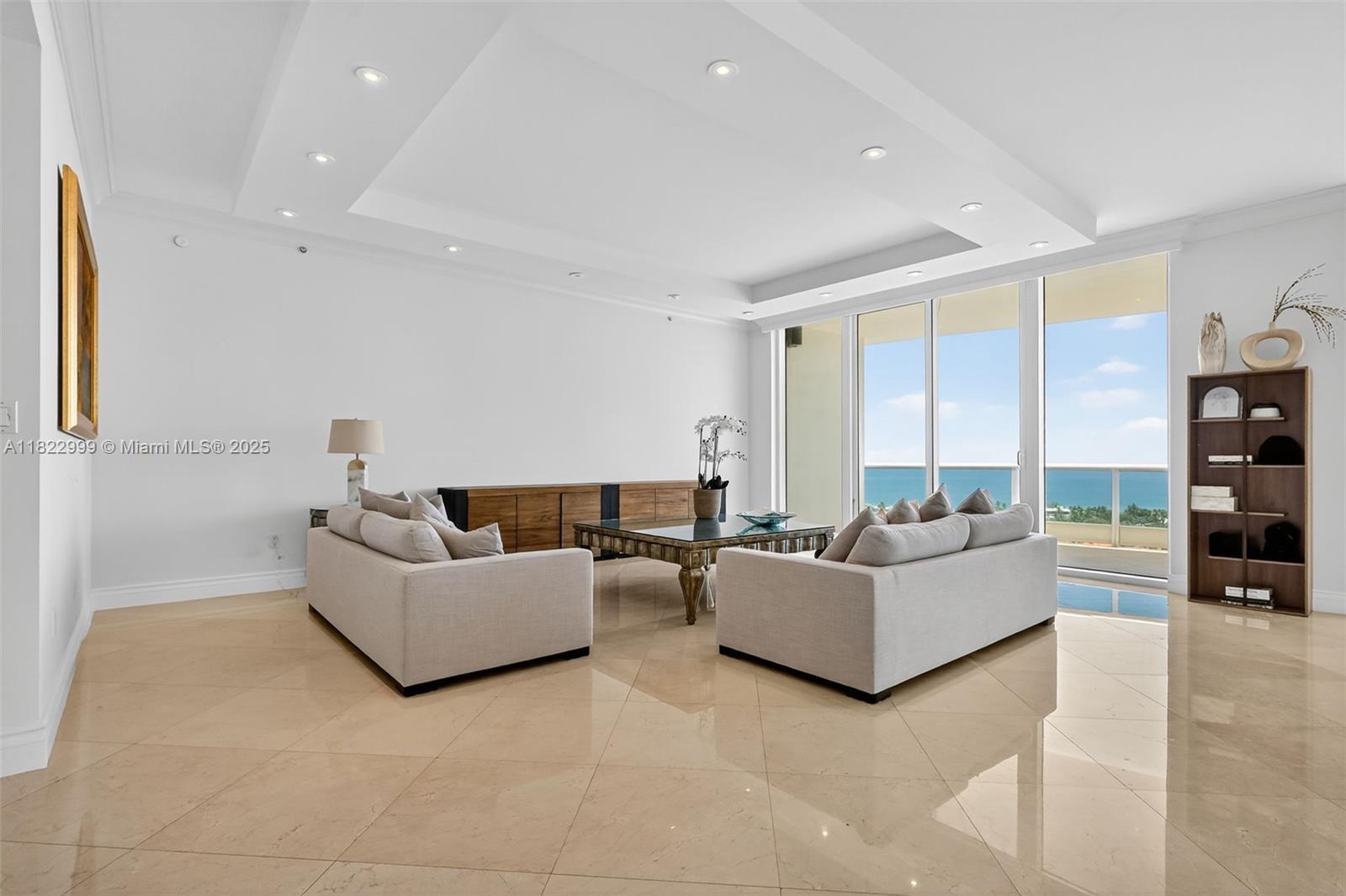 TOWERS OF PORTO VITA-NORT - Residential Lease