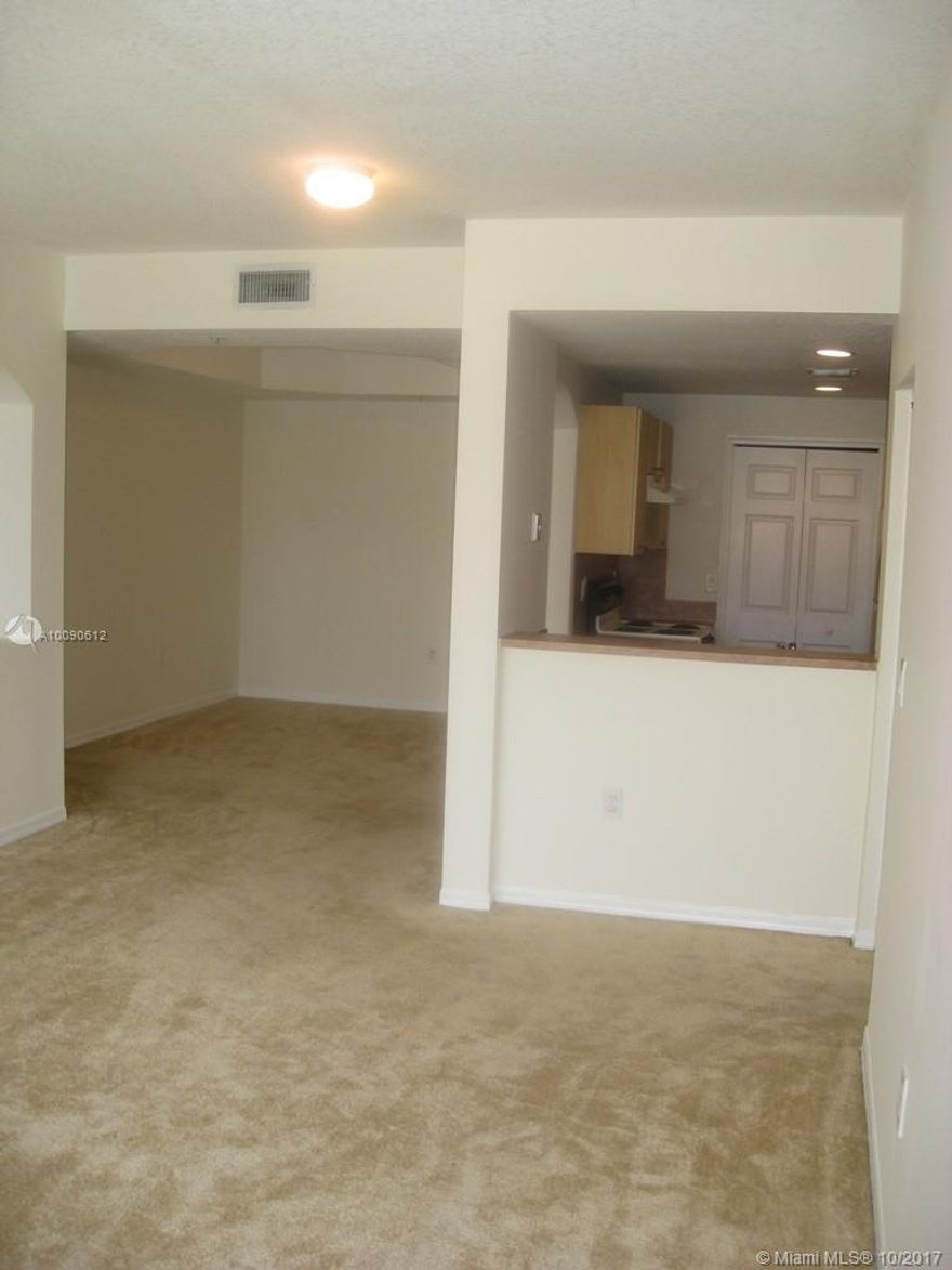 DESIRABLE THE COURTS AT DORAL, 2 MASTER BEDROOMS / 2 BATHROOMS. SITUATED AT 1ST FLOOR , THE COMMUNITY HAS A POOL, CHILDRENS PLAYGROUND, 24HR SECURITY, CLOSE TO A+ SCHOOLS,