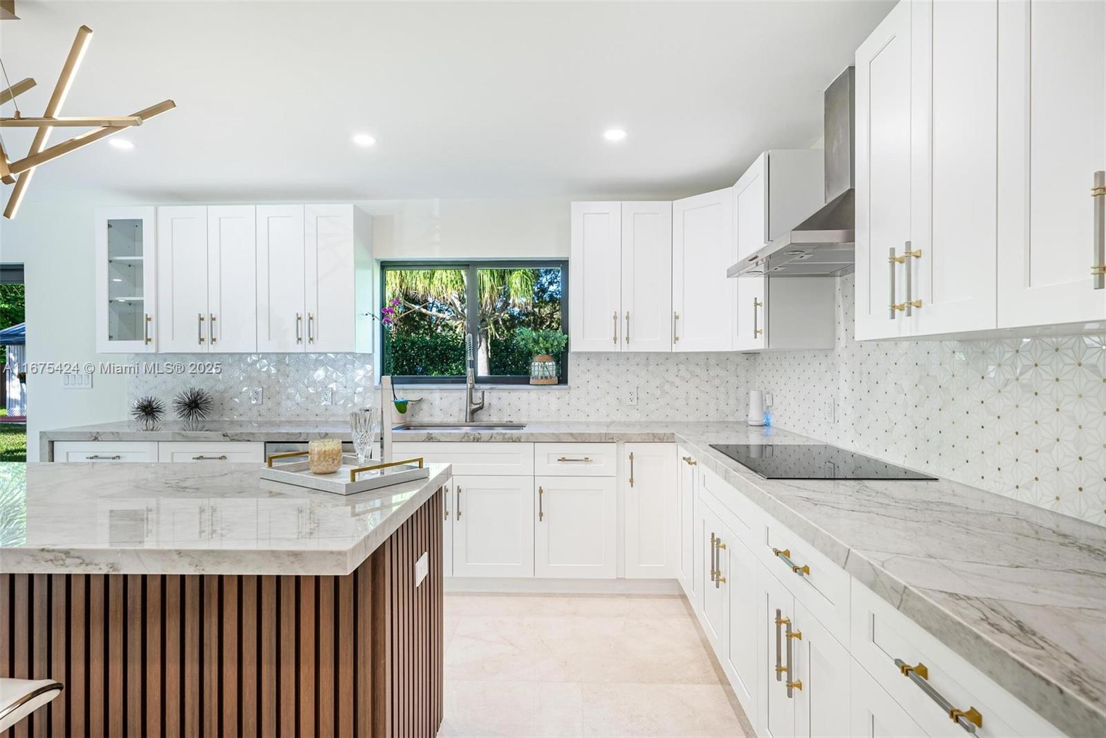 SUNILAND MANOR 1ST ADDN - Residential