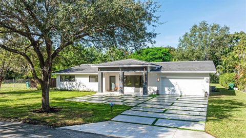 12820 SW 83rd Ct Pinecrest FL 33156