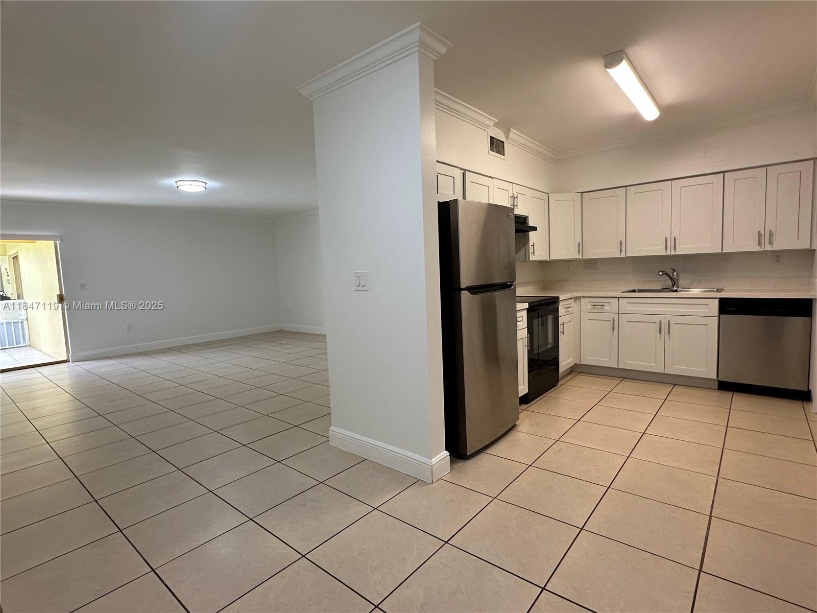 SPACIOUS 2 bed/2 bath apartment in a beautiful, charming complex! Unit is newly upgraded and features tile flooring throughout, new appliances + kitchen and bathroom upgrades. Plenty of closet space! 1st floor, corner unit with a balcony! New Central A/C + impact doors and windows. Includes 1 tandem parking space right in front of the property. Property is well maintained and has a nice community courtyard/garden area - great for kids and pets. Laundry onsite, next to unit. Maintenance, water, waste, sewer included in rent. Centrally located, great parks and schools nearby. Walking distance to shops, restaurants, close to Downtown Hollywood, Downtown Hollywood Art Walk, Hollywood Beach Golf Club, Young Circle Park, Major highways such as A1A, US1, I-95 etc. 10 mins from Hollywood Beach!