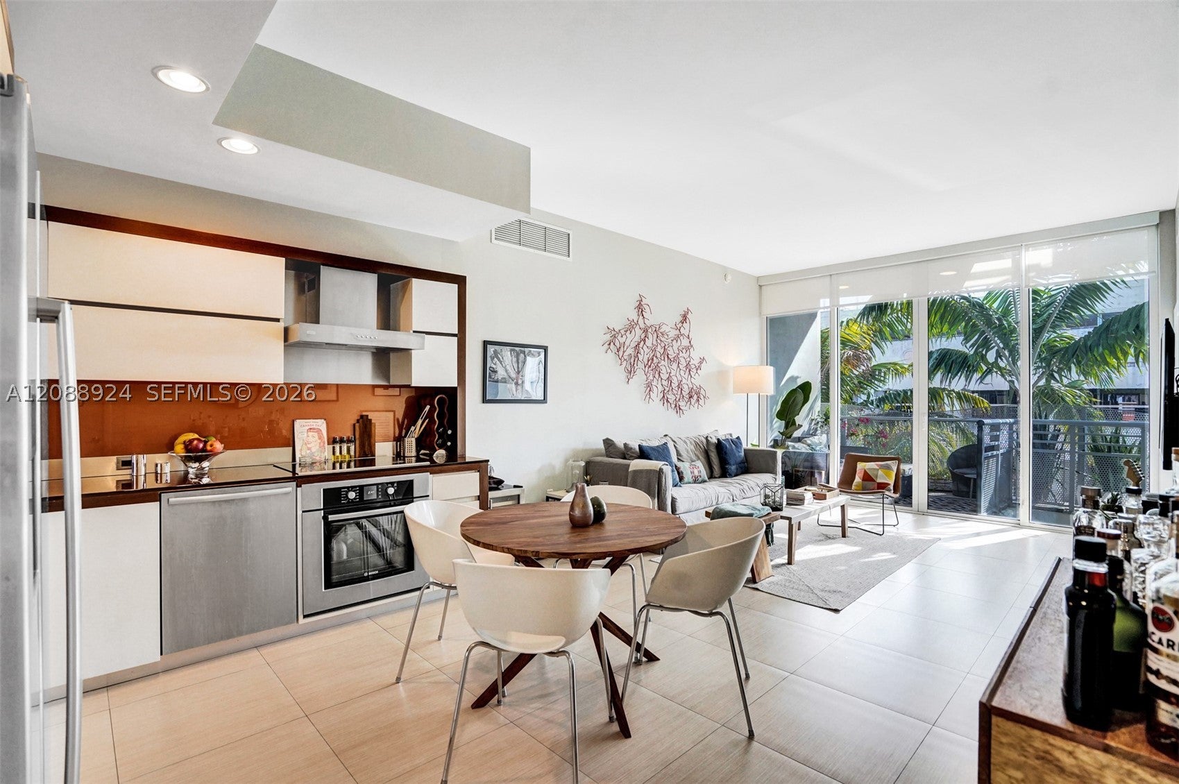 2100 Park Ave 310